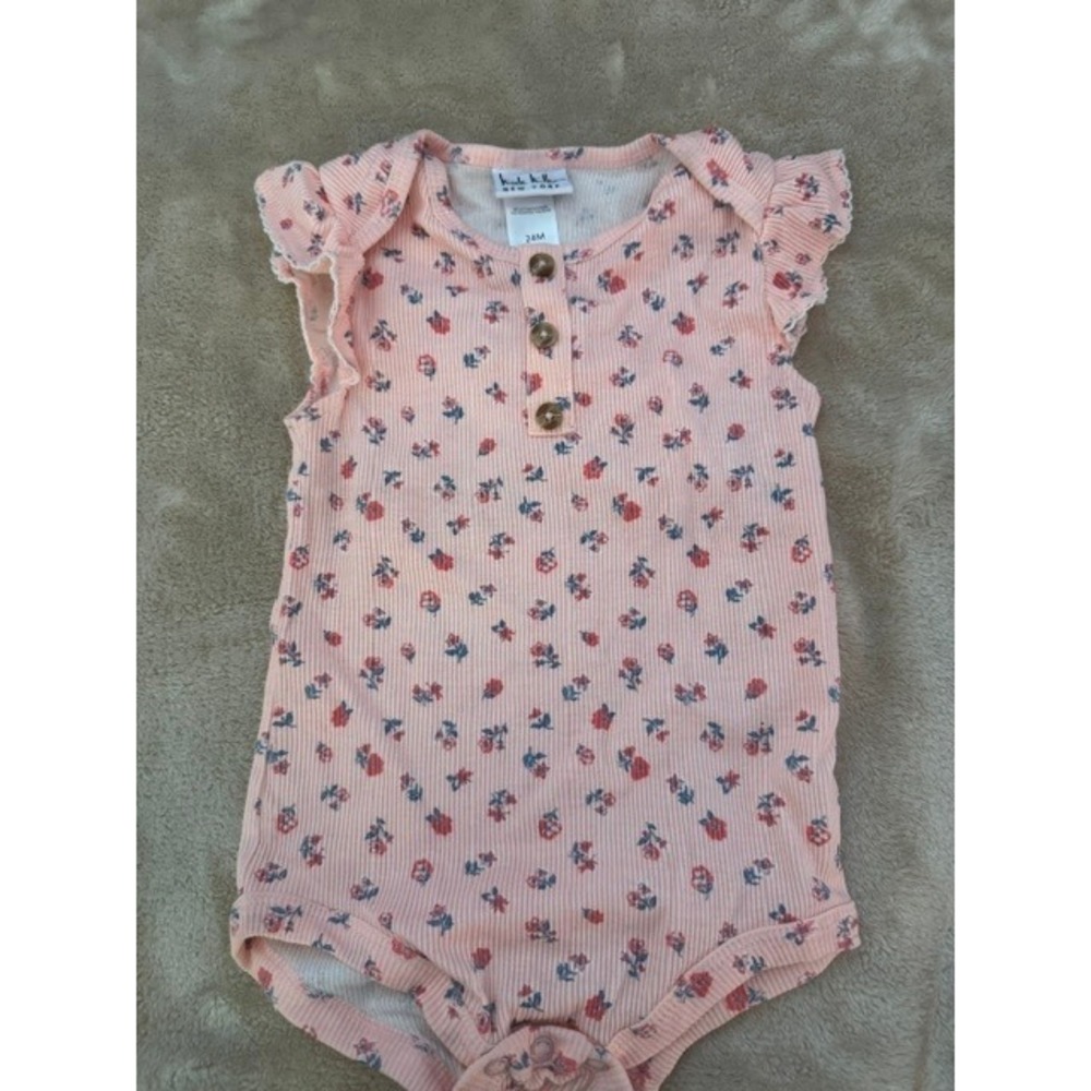 Nicole Miller New York Baby Girls Pink Floral Ribbed Bodysuit 24M Flutter (C)